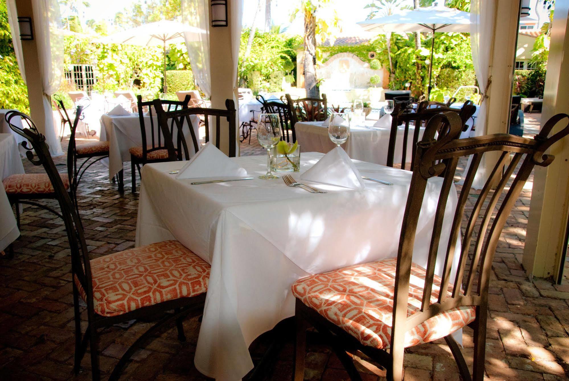 Hotel Escalante Naples Exterior photo